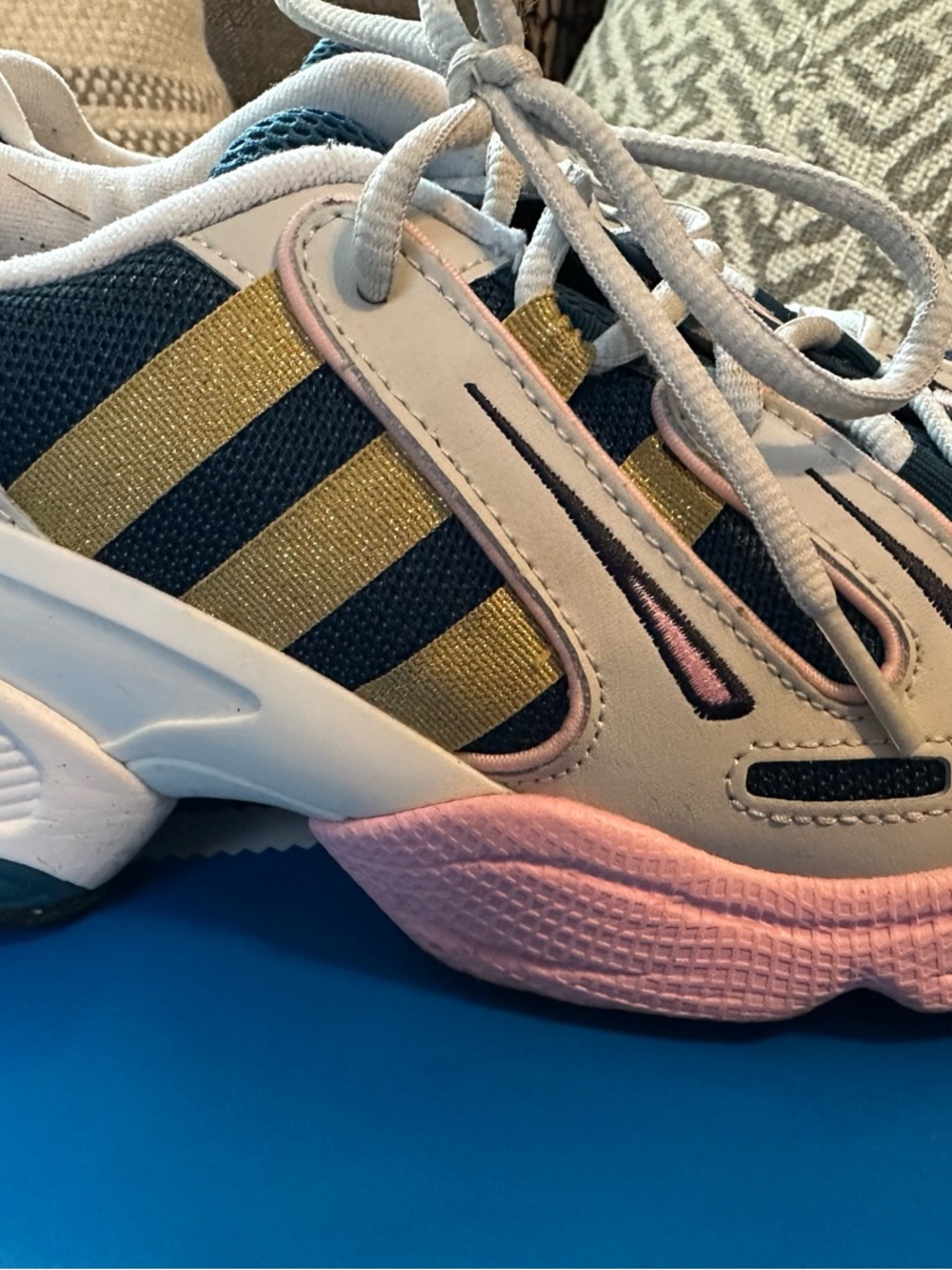 Adidas Gazelle - Picture 3 of 5